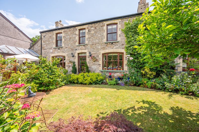 Rear Elevation and Garden- click for photo gallery